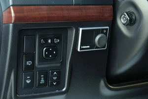 Внедорожник Toyota Land Cruiser Prado 2015 года, 3149000 рублей, Омск