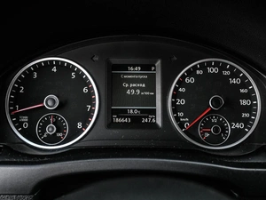 Внедорожник Volkswagen Tiguan 2013 года, 1284000 рублей, Кирилловка
