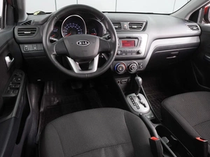 Седан Kia Rio 2012 года, 799000 рублей, Воронеж