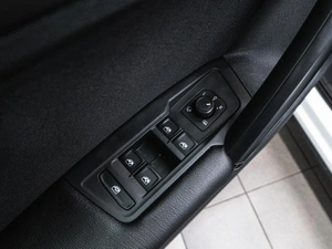Внедорожник Volkswagen Tiguan 2019 года, 2349000 рублей, Красноярск