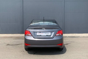 Седан Hyundai Solaris 2014 года, 775000 рублей, Солонцы