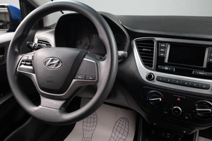 Седан Hyundai Solaris 2018 года, 1359000 рублей, Оренбург