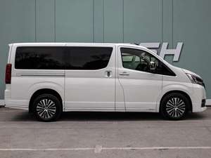 Минивэн Toyota Hiace 2021 года, 5350000 рублей, Большой Сочи
