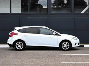 Хетчбэк Ford Focus 2011 года, 769000 рублей, Кирилловка