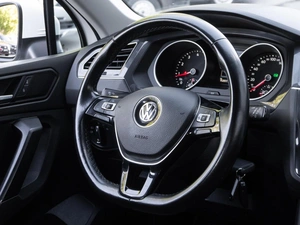 Внедорожник Volkswagen Tiguan 2019 года, 2049000 рублей, Волгоград