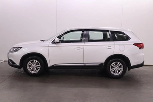 Внедорожник Mitsubishi Outlander 2018 года, 1950000 рублей, Брянск