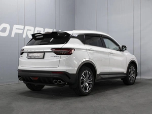Внедорожник Geely Coolray 2023 года, 1830000 рублей, Омск