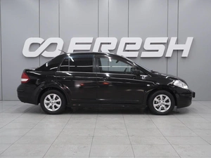 Седан Nissan Tiida 2010 года, 820000 рублей, Ростов-на-Дону