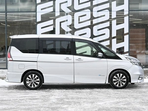 Минивэн Nissan Serena 2016 года, 1650000 рублей, Волгоград