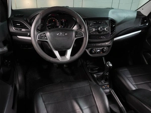 Седан ВАЗ (LADA) Vesta 2018 года, 799000 рублей, Воронеж