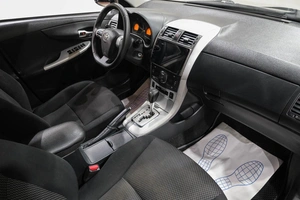 Седан Toyota Corolla 2012 года, 1049000 рублей, Новокузнецк