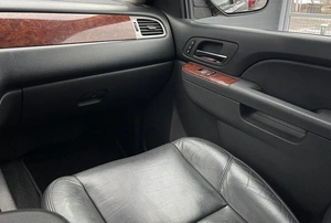Внедорожник Chevrolet Tahoe 2012 года, 2136000 рублей, Солонцы