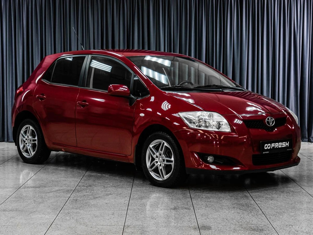 Хетчбэк Toyota Auris 2007 года, 709000 рублей, Тюмень
