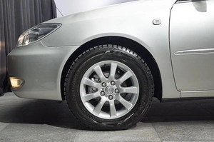 Седан Toyota Camry 2004 года, 777000 рублей, Красноярск