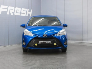 Хетчбэк Toyota Vitz 2017 года, 885000 рублей, Омск