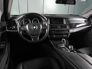 Седан BMW 5 серия 2015 года, 2499000 рублей, Аксай