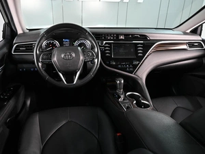Седан Toyota Camry 2019 года, 2919000 рублей, Ростов-на-Дону