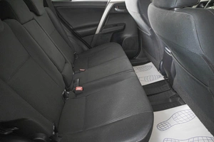 Внедорожник Toyota RAV4 2015 года, 2649000 рублей, Кемерово