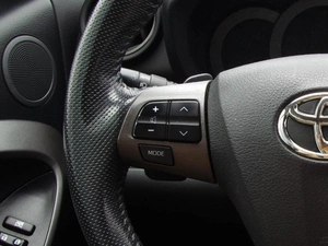 Внедорожник Toyota RAV4 2011 года, 1610000 рублей, Владимир