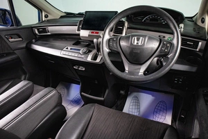 Минивэн Honda Freed 2015 года, 1259000 рублей, Сургут
