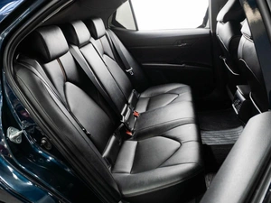Седан Toyota Camry 2018 года, 2470000 рублей, Тюмень