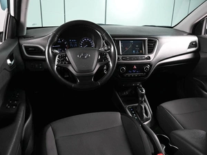 Седан Hyundai Solaris 2018 года, 1489000 рублей, Аксай