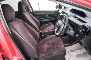 Хетчбэк Toyota Aqua 2016 года, 1109000 рублей, Красноярск