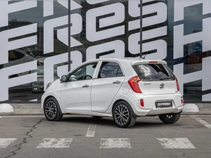Хетчбэк Kia Picanto 2013 года, 830000 рублей, Краснодар