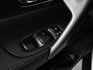 Внедорожник Nissan X-Trail 2017 года, 1789000 рублей, Аксай