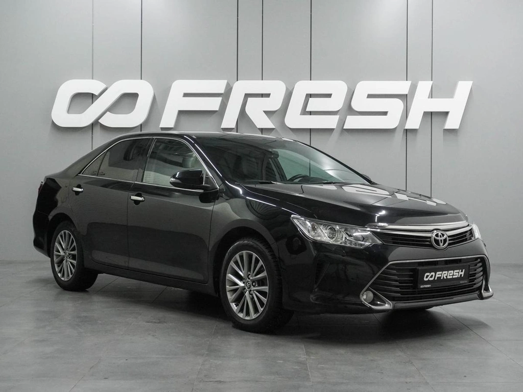 Седан Toyota Camry 2017 года, 3210000 рублей, Воронеж