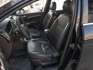 Хетчбэк Geely Emgrand EC7 2013 года, 469000 рублей, Саратов