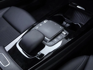 Универсал Mercedes-benz CLA-класс 2020 года, 2800000 рублей, Краснодар