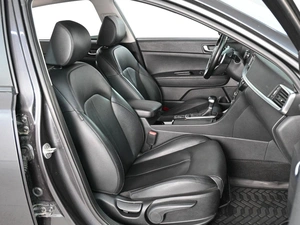 Седан Kia Optima 2019 года, 1999000 рублей, Аксай