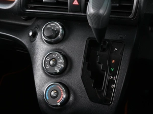 Минивэн Toyota Sienta 2019 года, 1449000 рублей, Ростов-на-Дону