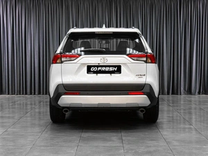 Внедорожник Toyota RAV4 2025 года, 4219000 рублей, Тюмень