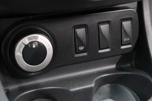 Внедорожник Renault Duster 2020 года, 1319000 рублей, Омск