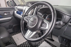 Хетчбэк Toyota Tank 2019 года, 1339000 рублей, Томск
