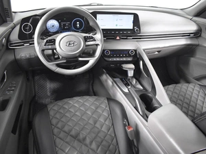 Седан Hyundai Elantra 2021 года, 1980200 рублей, Казань