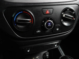 Седан Hyundai Solaris 2017 года, 1299000 рублей, Воронеж