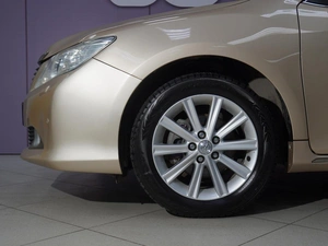 Седан Toyota Camry 2013 года, 1650111 рублей, Тверь