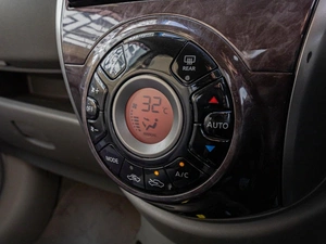 Хетчбэк Nissan March 2015 года, 850000 рублей, Краснодар