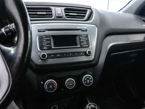 Седан Kia Rio 2015 года, 1149000 рублей, Красноярск