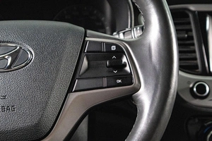 Седан Hyundai Solaris 2017 года, 1269000 рублей, Сургут