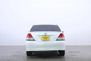 Седан Toyota Mark II 2003 года, 769000 рублей, Омск