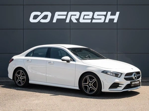 Седан Mercedes-benz A-класс 2019 года, 2625000 рублей, Краснодар