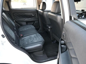 Внедорожник Mitsubishi Outlander 2015 года, 2120000 рублей, Кирилловка