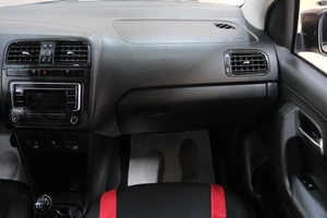 Седан Volkswagen Polo 2019 года, 799000 рублей, Омск