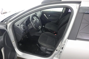 Седан Renault Logan 2016 года, 780000 рублей, Орёл