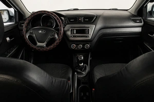 Седан Kia Rio 2016 года, 919000 рублей, Челябинск