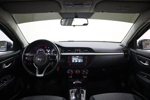 Седан Kia Rio 2017 года, 1310000 рублей, Брянск